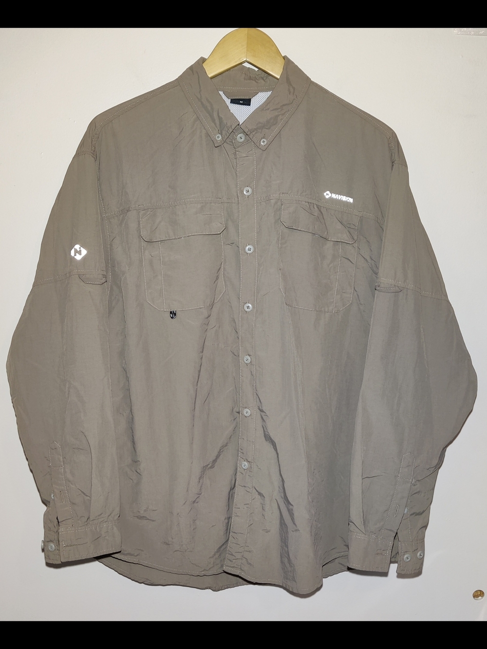 Naviskin Mens M Beige Vented Long Sleeve Fishing Hiking Outdoor UPF Sun Shirt